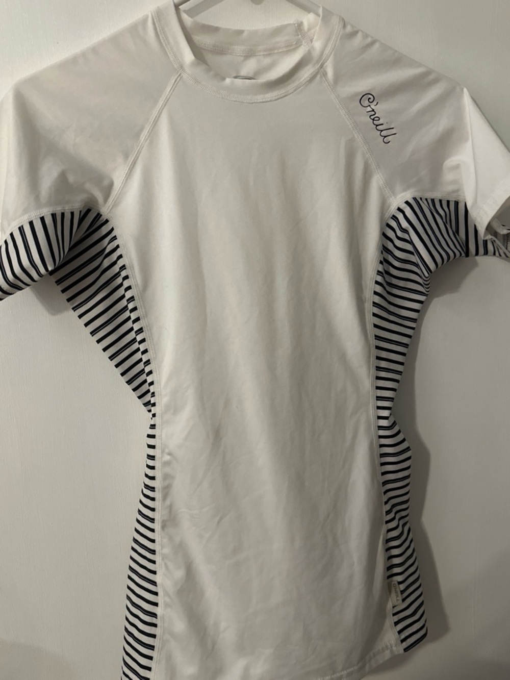 White Women’s Short-Sleeve Performance Shirt with Navy Stripe Panels